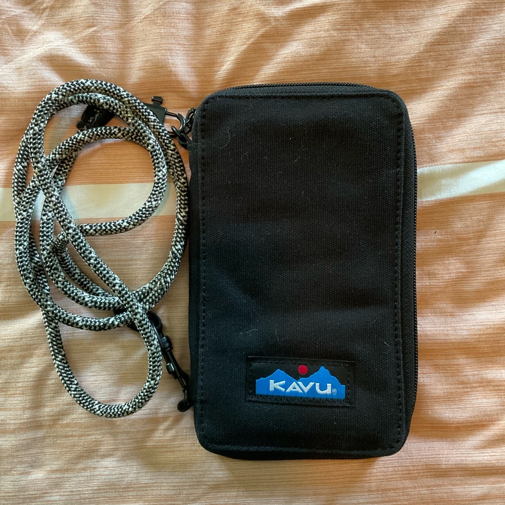 Kavu Black Crossbody Pouch with Rope Strap